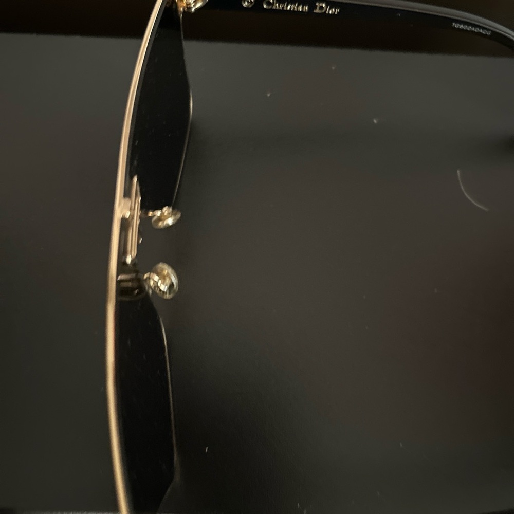 Black and Gold Dior Sunglasses- New Condition - Picture 4 of 9